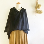 𝓃ℯ𝓌・*:.. 秋モードフリルネック大人ブラウス/black/枚数限定