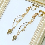 淡水パールとゴールドチャームのイヤリング(ピアス)