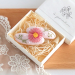 2本組『ふたつで一つ』秋桜の欠片　刺繍パッチンピン　