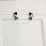 小さな、さんかくのピアス [紺と白とみずいろ]
