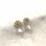 Sale☆キラキラ☆スワロのスターピアス♡