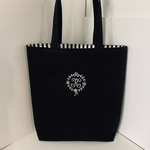選べるイニシャル刺繍と持ち手長さのA4縦型の帆布のトートバッグ黒色　 紺色