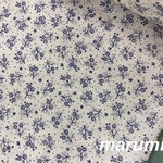 110×50★シーチング綿プリント生地★小花★生成り地に紺色