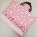 女の子　くすみピンク　さくらんぼ　フリル　レッスンバッグ　チェリー　入園入学　キルティング