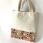 9/4 19時販売【petale tissu】生成りコットン×フラワー刺繍トートバッグ（秋色ブラウン）
