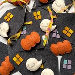 ハロウィンのブローチ&壁飾り。