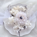 shiny white pink ヘッドドレス　ヘッドパーツ　ドライフラワー　髪飾り　結婚式　成人式　卒業式　入学式　卒園式