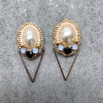 no.13 パール刺繍ピアス