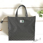 ラミネート　ミニトート　ファスナー　 付き　ドット柄( ブラック×ホワイト)