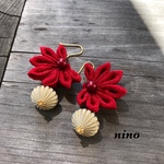 🍁真っ赤な紅葉のつまみ細工🍁選べるイヤリング&ピアス&マグネットピアス