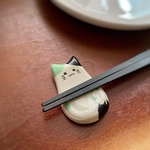 猫の箸置き　クローバー