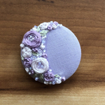 ビーズ刺繍くるみボタン（ヘアゴム/ブローチ）