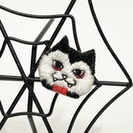 ドラキュラの仮装した猫刺繍ブローチorヘアゴム ブレスレット ハロウィン
