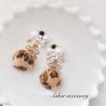 ヒョウ柄ファー ボール×リボン　ピアス　イヤリング