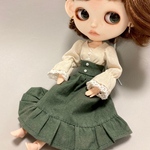 コルセットワンピ：オフ×グリーン　ブライス　洋服　アウトフィット