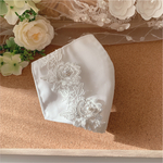 秋🍁✳️ 不織布カバーマスク ホワイトローズ 抗菌　クレンゼ　⭐︎ 抗ウイルス 防臭 防カビ マスク  高級刺繍 パール 2ウェイにも！ カバーマスク