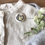 刺繍ブローチ