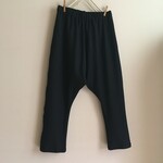 圧縮ウールニット黒で作ったサルエルパンツ