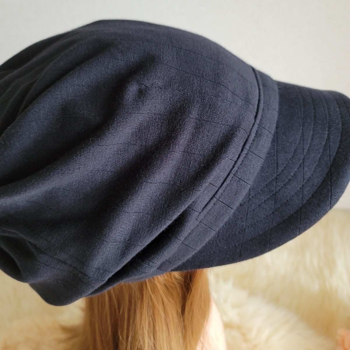 新しい到着 ★コーデしやすくてお勧め★頭に馴染むニット素材★みんなに見せたい渦巻くbackスタイルゆったり大きめサイズ - 布キャスケット