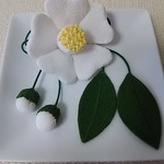 ちりめん細工  椿  置き物