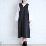 【ピンドット】【コットンツイル】深Ｖネック　オールインワン　サロペット　ジャンパースカート　ジャンスカ　ブラック　ワンピース