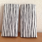 モノトーンな  よだれカバー  しましま