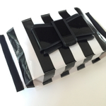 可愛いリボンビタットおしりふきポーチ（白黒ストライプ）