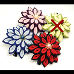 〈つまみ細工〉華   ～ヘアクリップ～