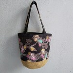沖縄紅型葵の柄・麻ひも底トートバッグ（ブラック＆生成色）
