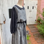 北欧柄刺繍のワンピース(チャコールグレー)