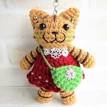 ☆12ac56様　オーダー品☆　お散歩猫さん☆2021～秋色ワンピ【とら猫・ワインレッド】ストラップ