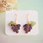 renewal♡チェコドロップのぶどうピアス🍇✨