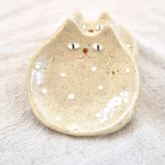 ドットしろ猫の小皿