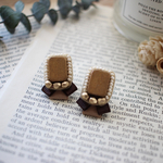 ビーズ刺繍＊ウッドビーズブラウンリボンピアス