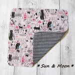 ガーゼハンカチ（やや小さめ）約20ｃｍ【小物シリーズ】ねこだらけ・ピンク