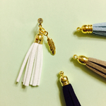 ♡new♡選べるチャーム☆タッセルピアス/イヤリング