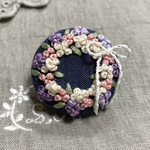 お花のリース　刺繍 ブローチ/ヘアゴム