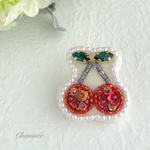 ビーズ刺繍♡さくらんぼのミニブローチ