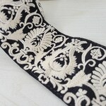 〖57cmカット済〗ダマスク柄 インド刺繍リボン  <商品No.231 ホワイト>