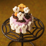 ミニチュア　ハロウィンケーキ　おばけたくさん＜3段＞