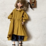 リカちゃん服＊小さい角襟前上がりヘムワンピース