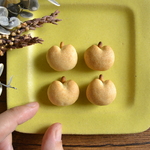 かわいいりんごパン🍎ブローチまたはマグネット