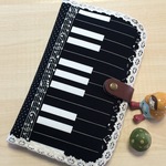 可愛い♥音符・けんばん・ピアノ模様の通帳・母子手帳ケース♥