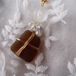 秋色シーグラスのネックレス（茶）