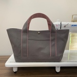 【受注製作】横長トートバッグMサイズ☆ミドルグレー✖️オールドピンク　内ポケットつき　外ポケットモウモウ柄