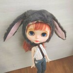 再出品167.※グレーのファーのタレ耳うさぎの帽子※ブライスアウトフィット※