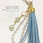 上品パールのキーホルダー♡アルハンブラチャームを添えて♡バッグチャーム