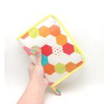 B6サイズの手帳・ブックカバー（ワイド）「honey bee」