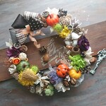 ハロウィンリース(23.5cm)＊オータムナッツとヴィヴィッドパンプキン＊オータムリース・ガーデンリース・パンプキンリース・木の実リース・秋色リース