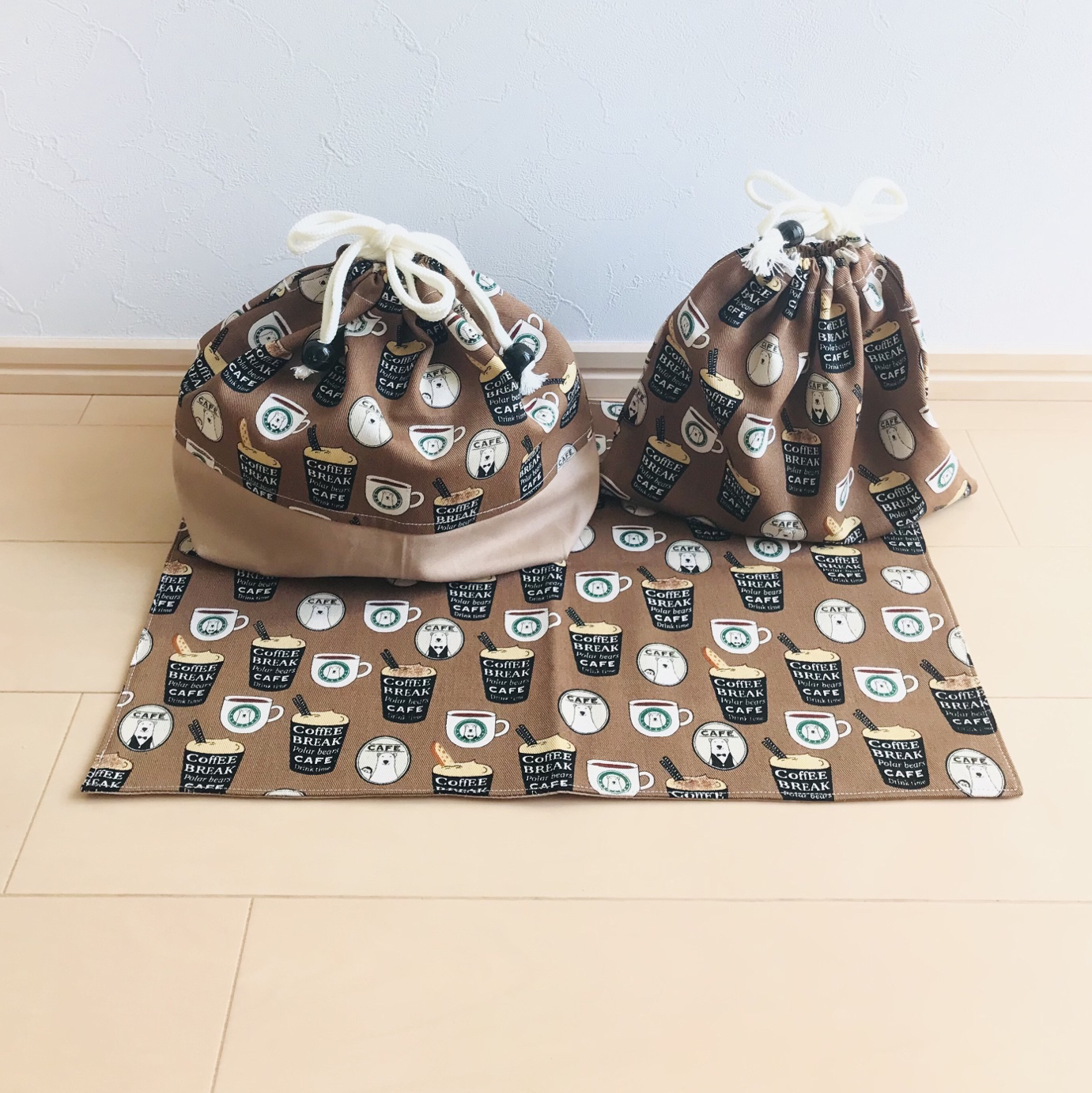 カラフル☆アニマル ランチョンマット お弁当袋 コップ袋 ハンドメイド コップ袋 - お弁当袋・ランチョンマットの人気通販 | minne